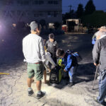 ⑥「発電機、照明他設置」。夜間の避難所開設に照明器具は必須。寒ければ暖房器具も必要だ
