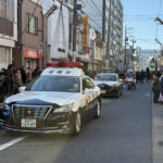①パトカーの先導で始まったパレード