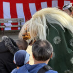 ⑱獅子舞が頭を噛むのは、その人の邪気を食べて厄払いをしてくれるのです