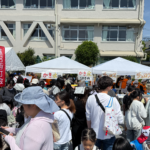 ⑤オープン前から、蓮沼仲町会の「かき氷」前には長蛇の列。とにかく暑かったからねー。かなり売れたでしょう